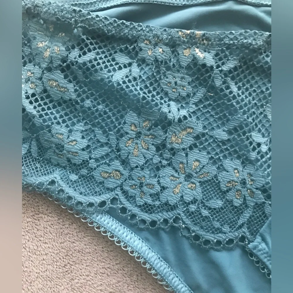 Victoria’s Secret panties new with tags! Gorgeous lace flecked with gold! Size L - Picture 6 of 6